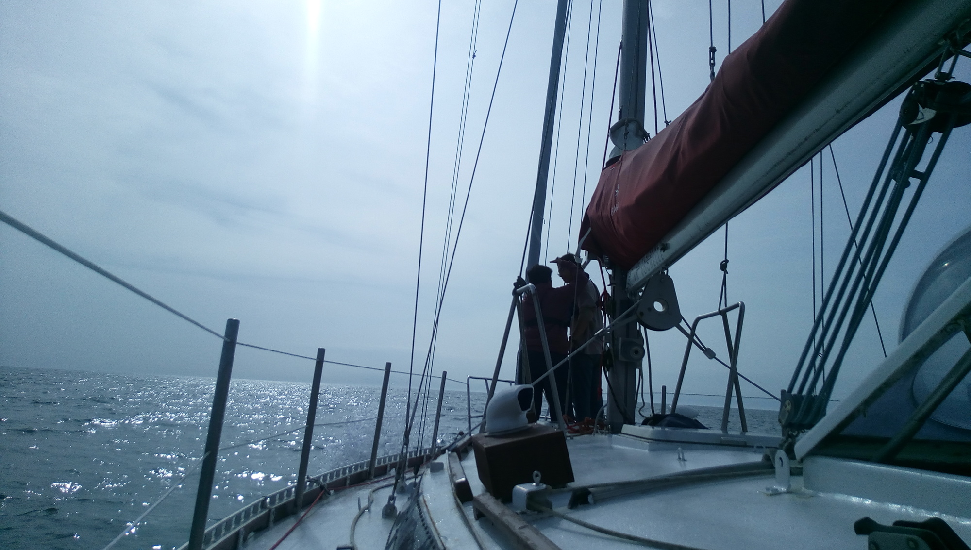Frein de baume, et passage d'écoute de grand voile